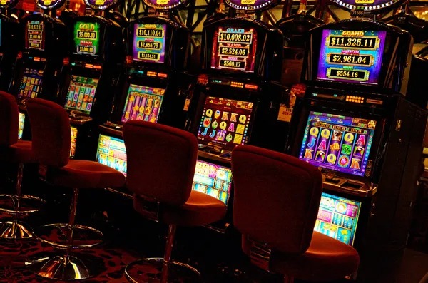 parlay adalah featured game showcase